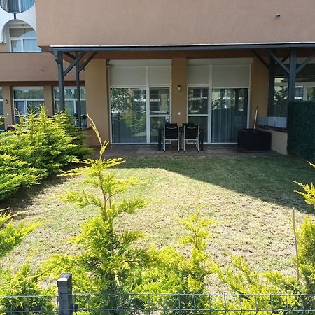 Vizparti Silver X Apartman Шіофок Екстер'єр фото