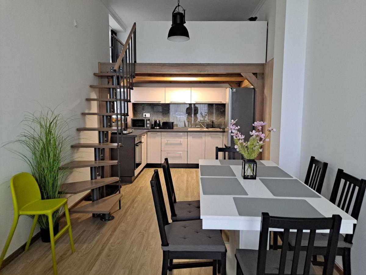 Vizparti Silver X Apartman Шіофок Екстер'єр фото